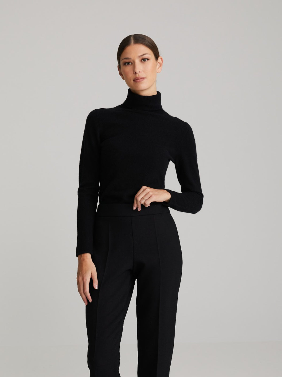Polana Cashmere Turtleneck Knit