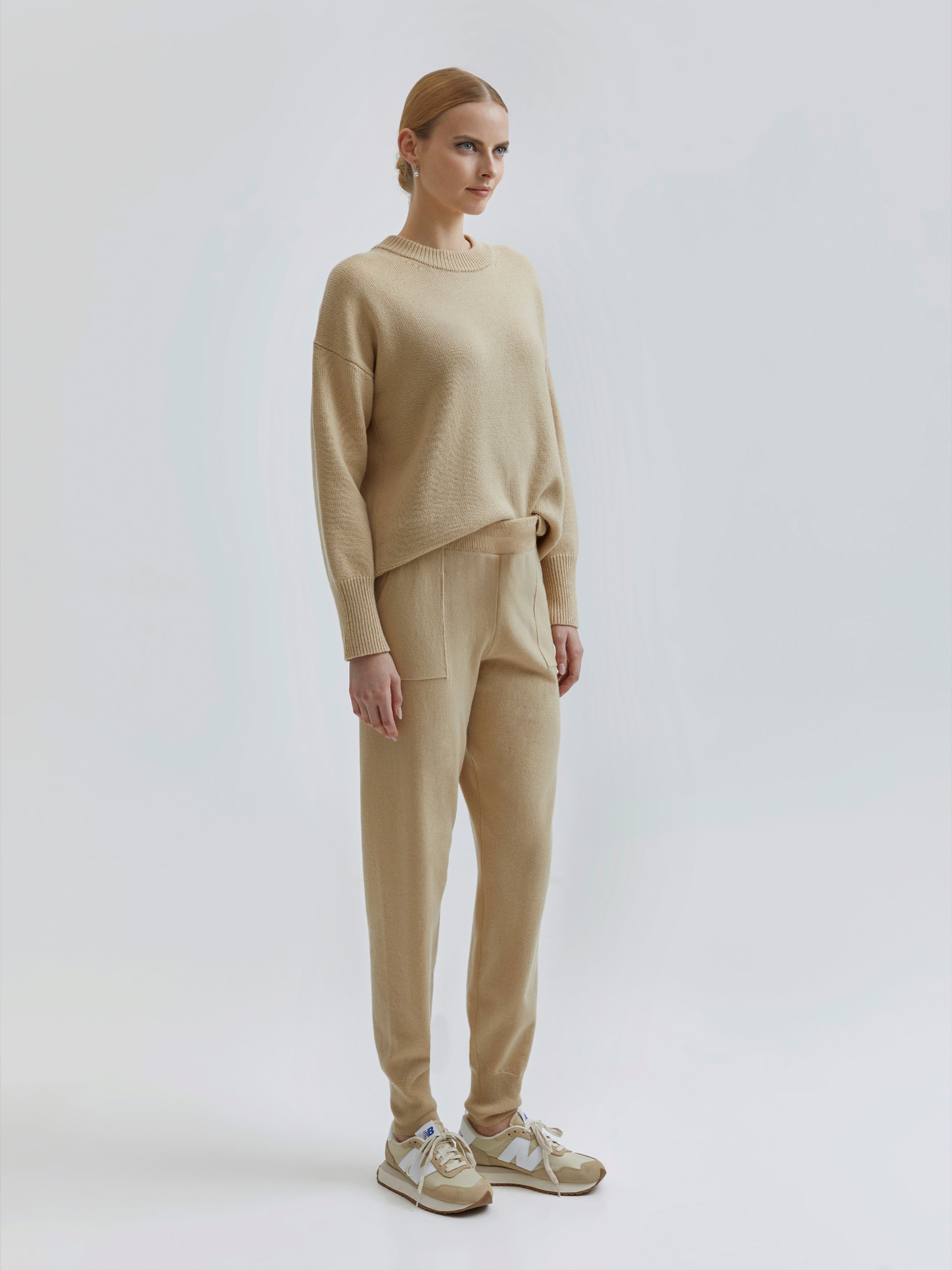 Amila Knit Pants