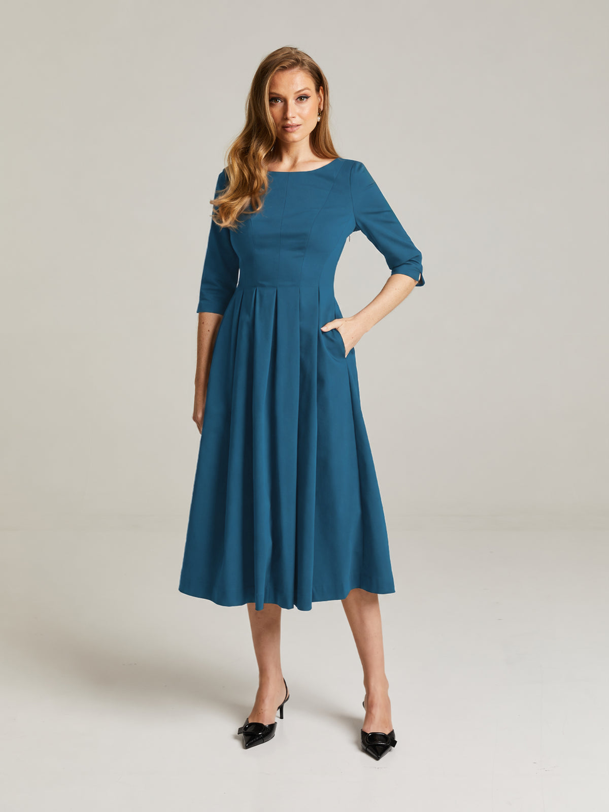 Julitta 3 Dress