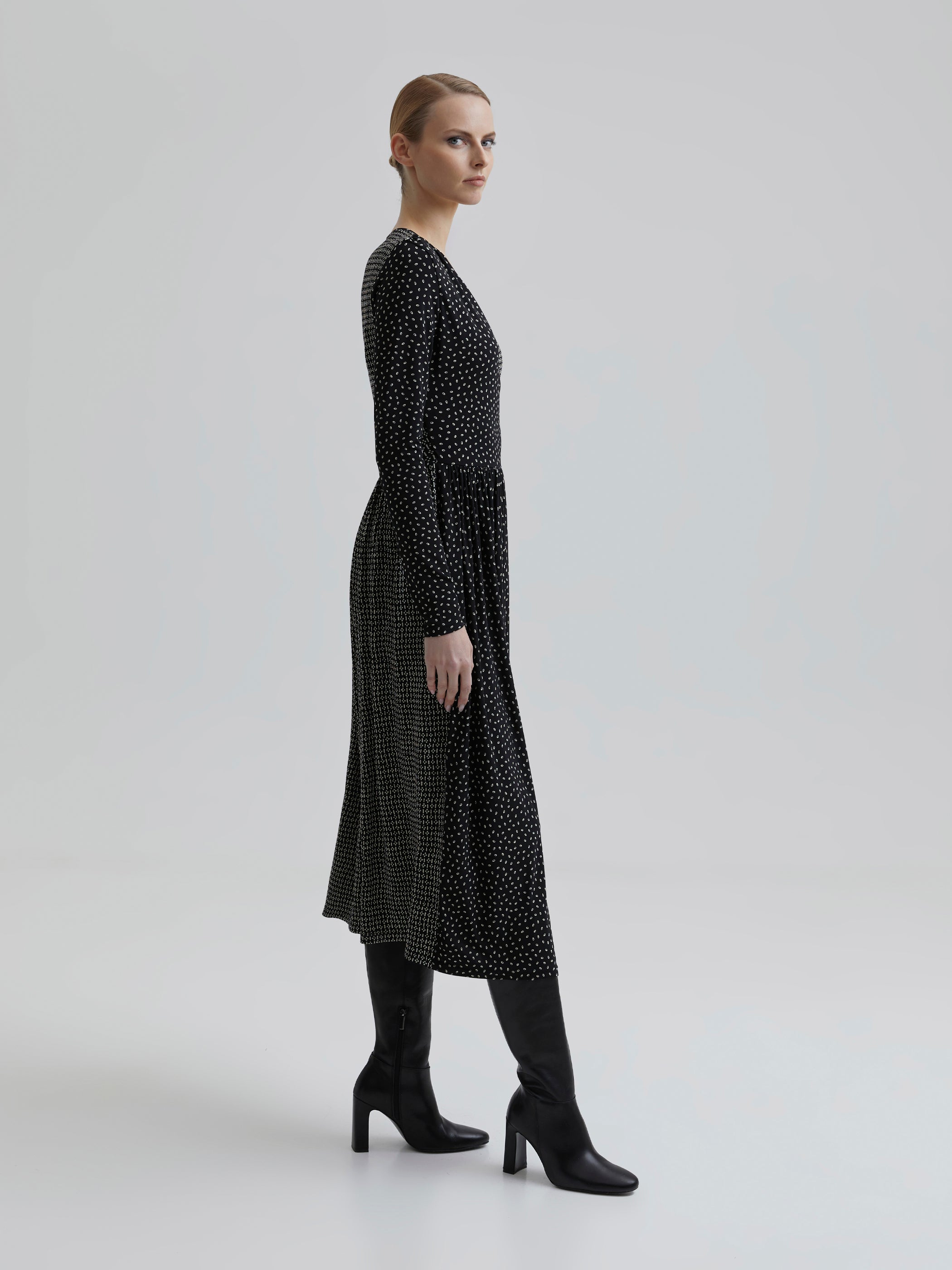 Kiti Dress