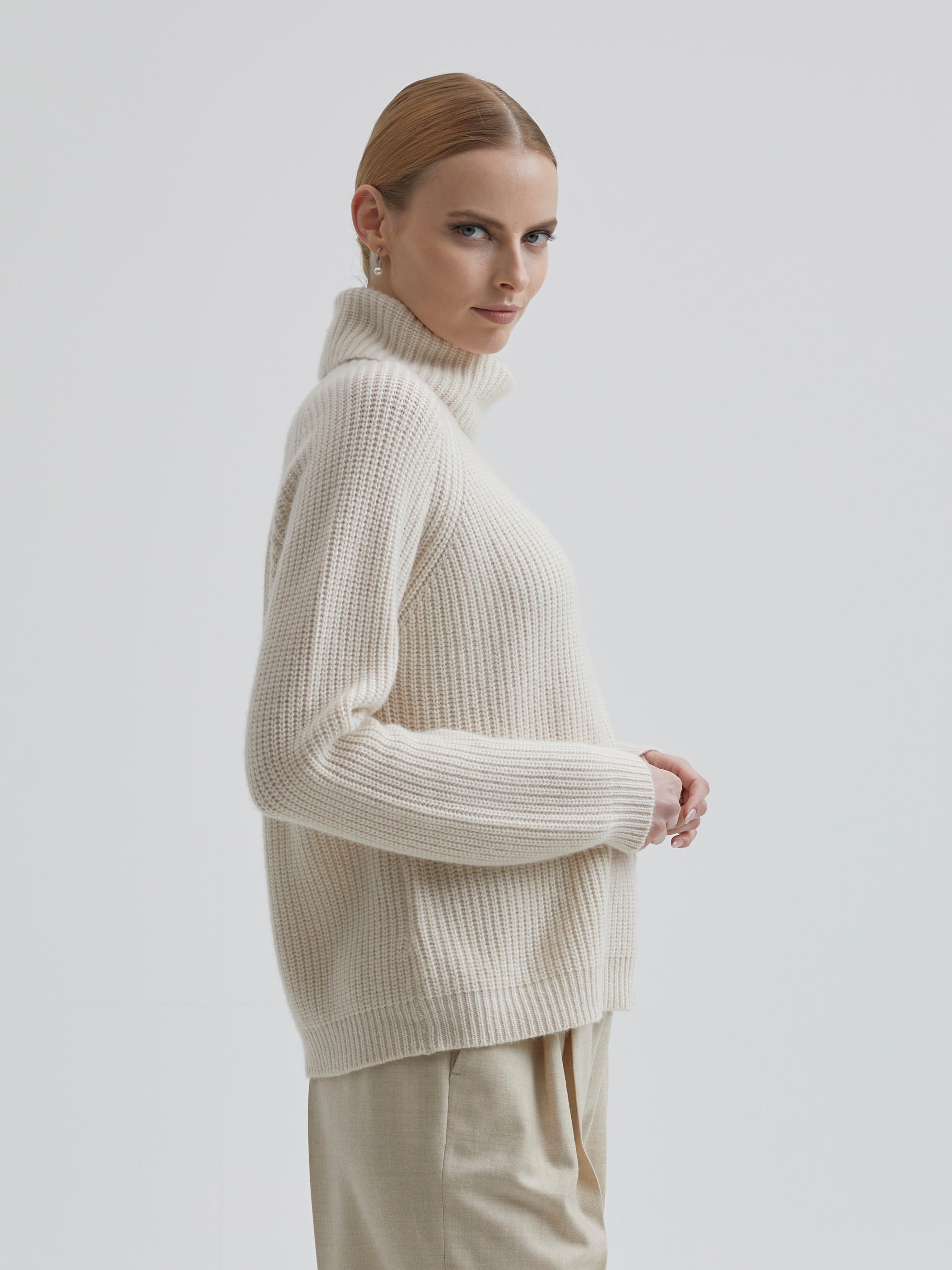 Laure Roll-Neck Knit
