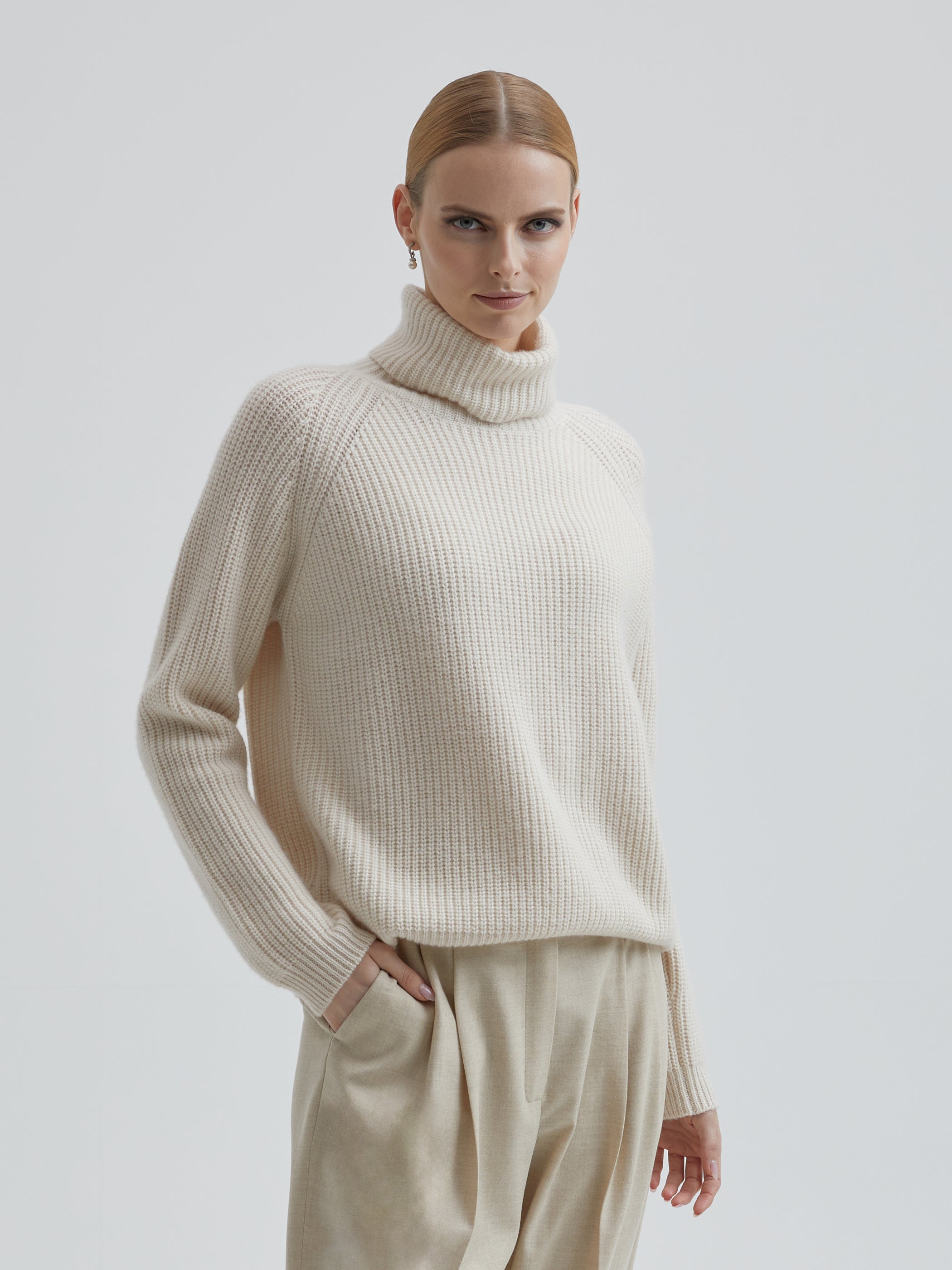 Laure Roll-Neck Knit