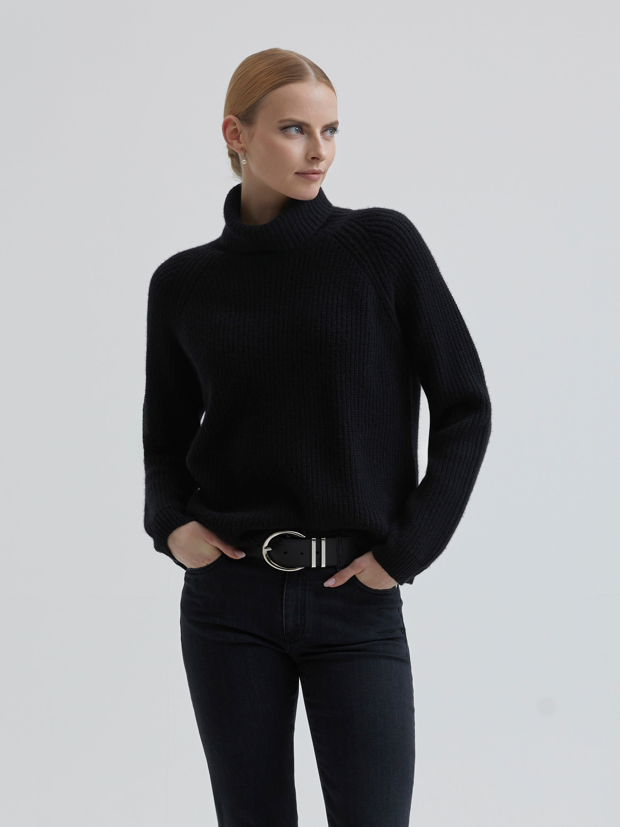 Laure Roll-Neck Knit