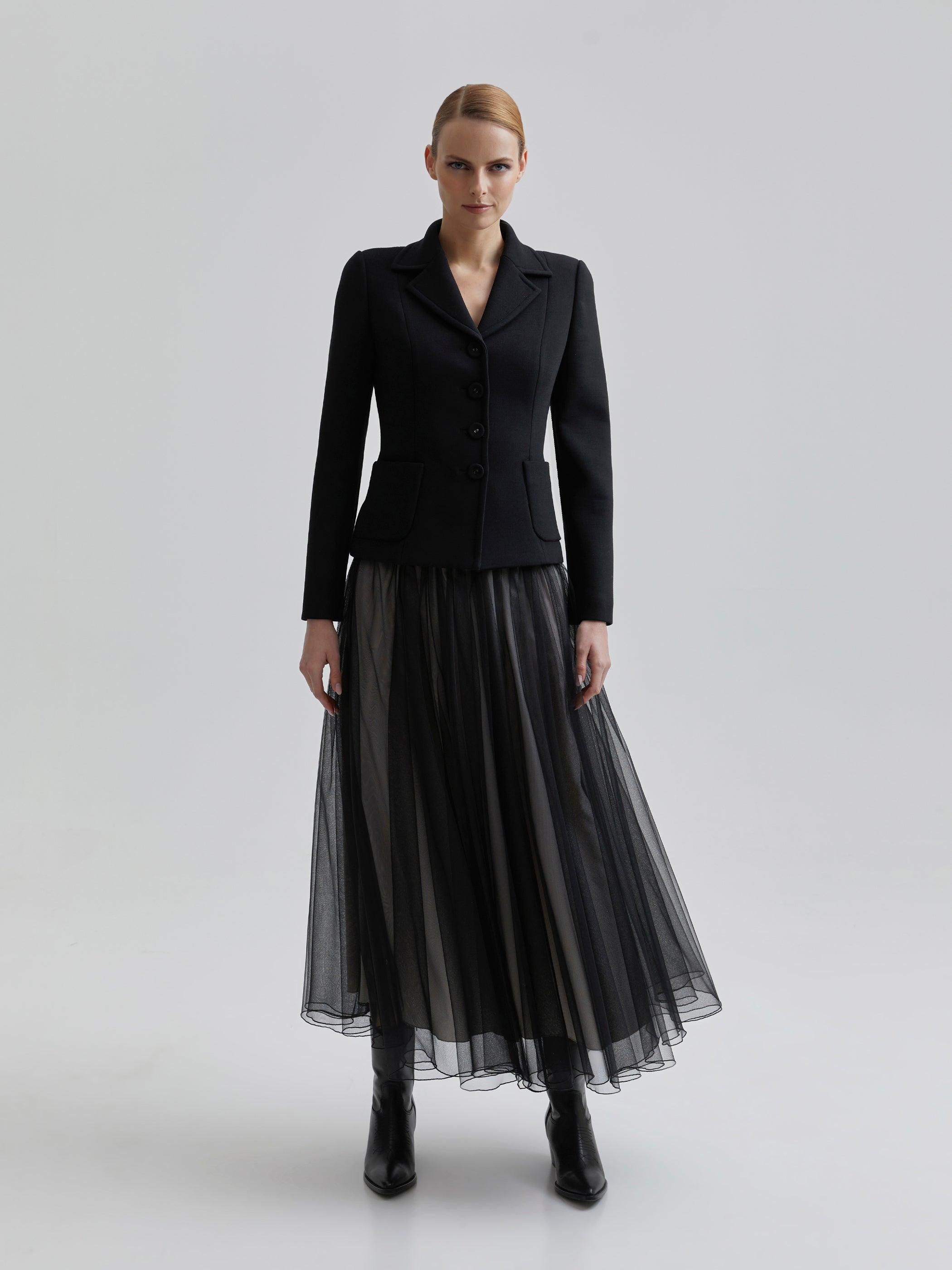 Hellen 90 V Skirt