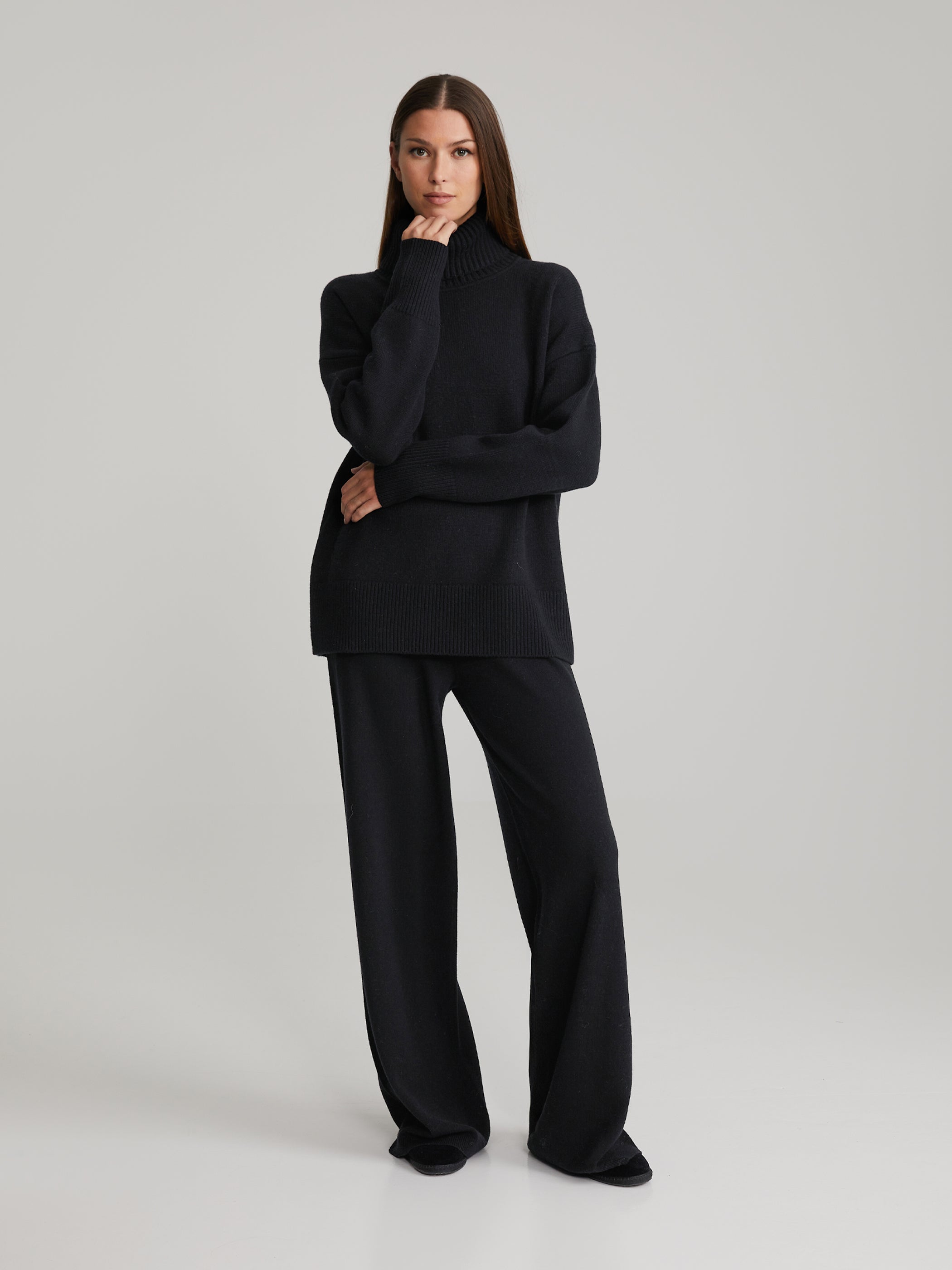 Maeva Merino-Cashmere Turtleneck Knit