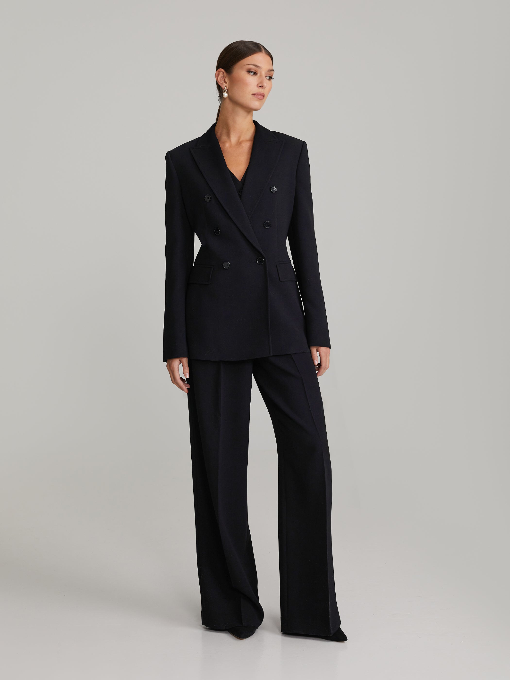 Traci W Blazer