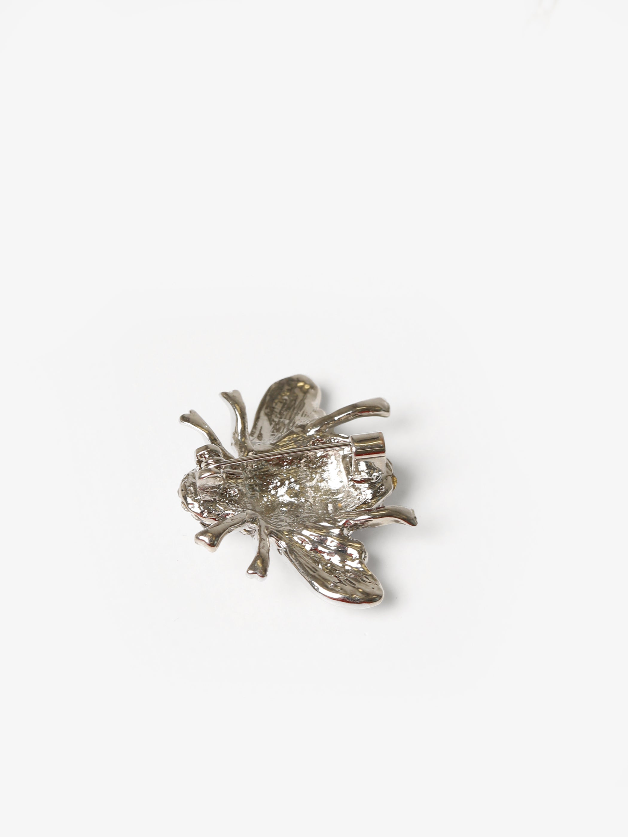 Bee brooch