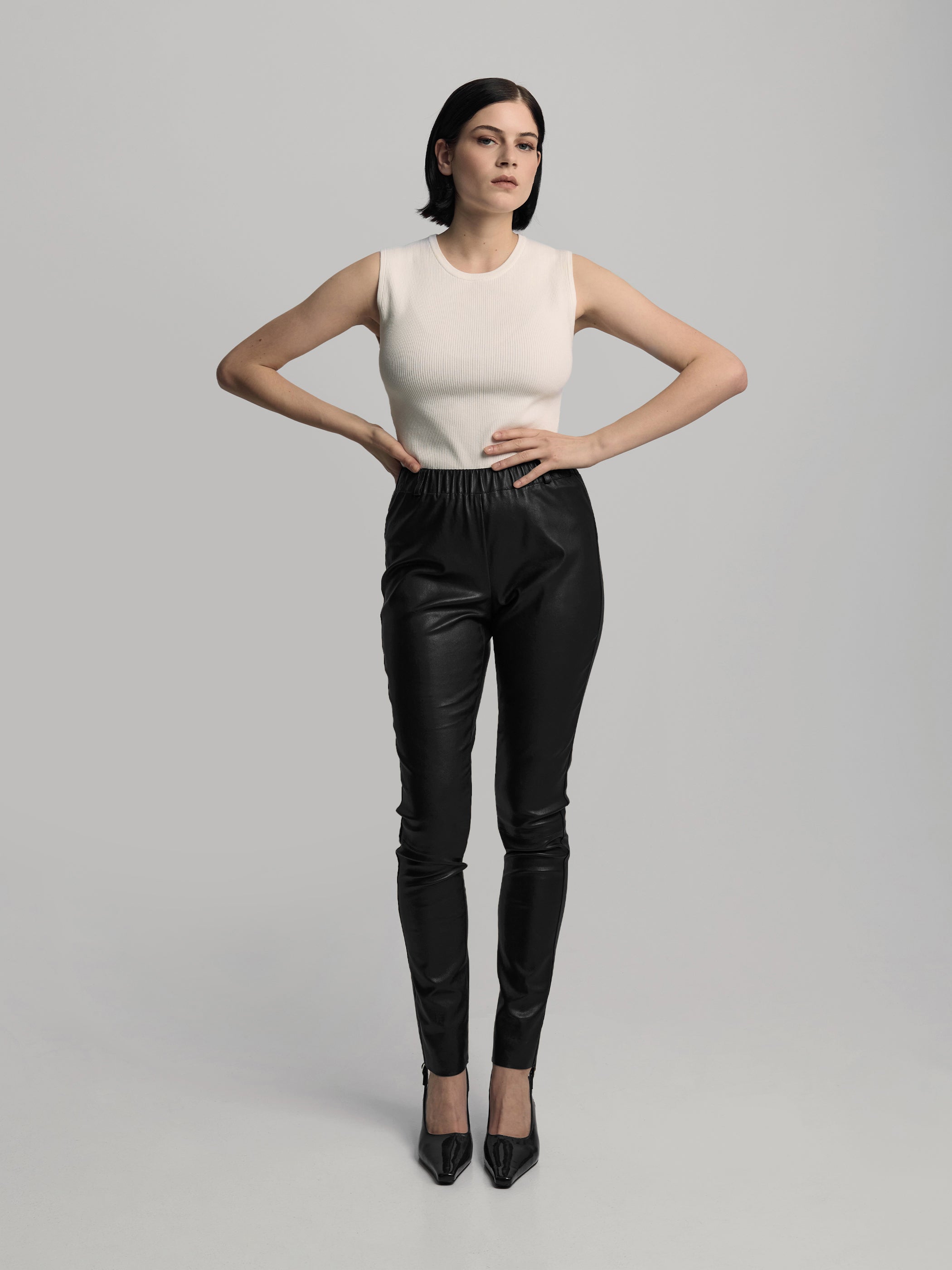 Rafika 2 Black Leather Pants – Andiata – Andiata