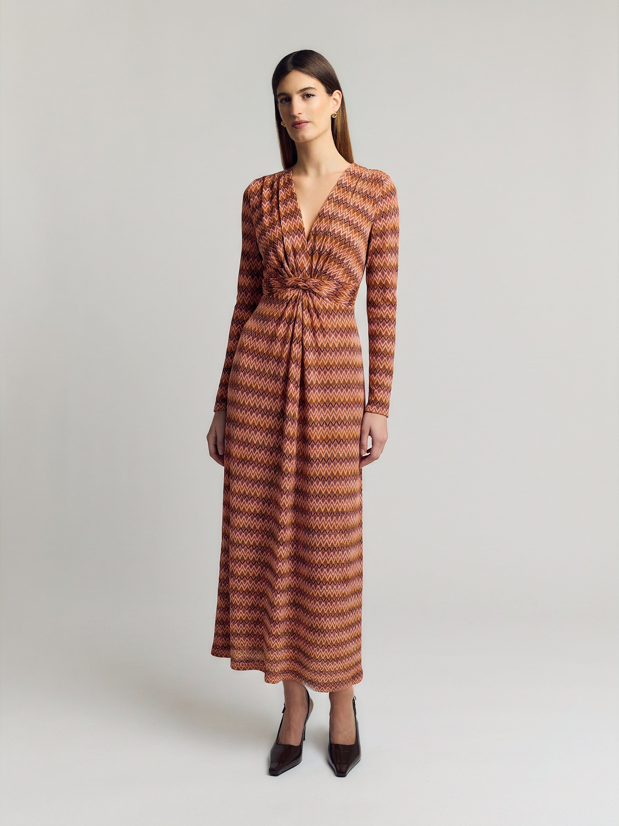 Robe T Rhosyn