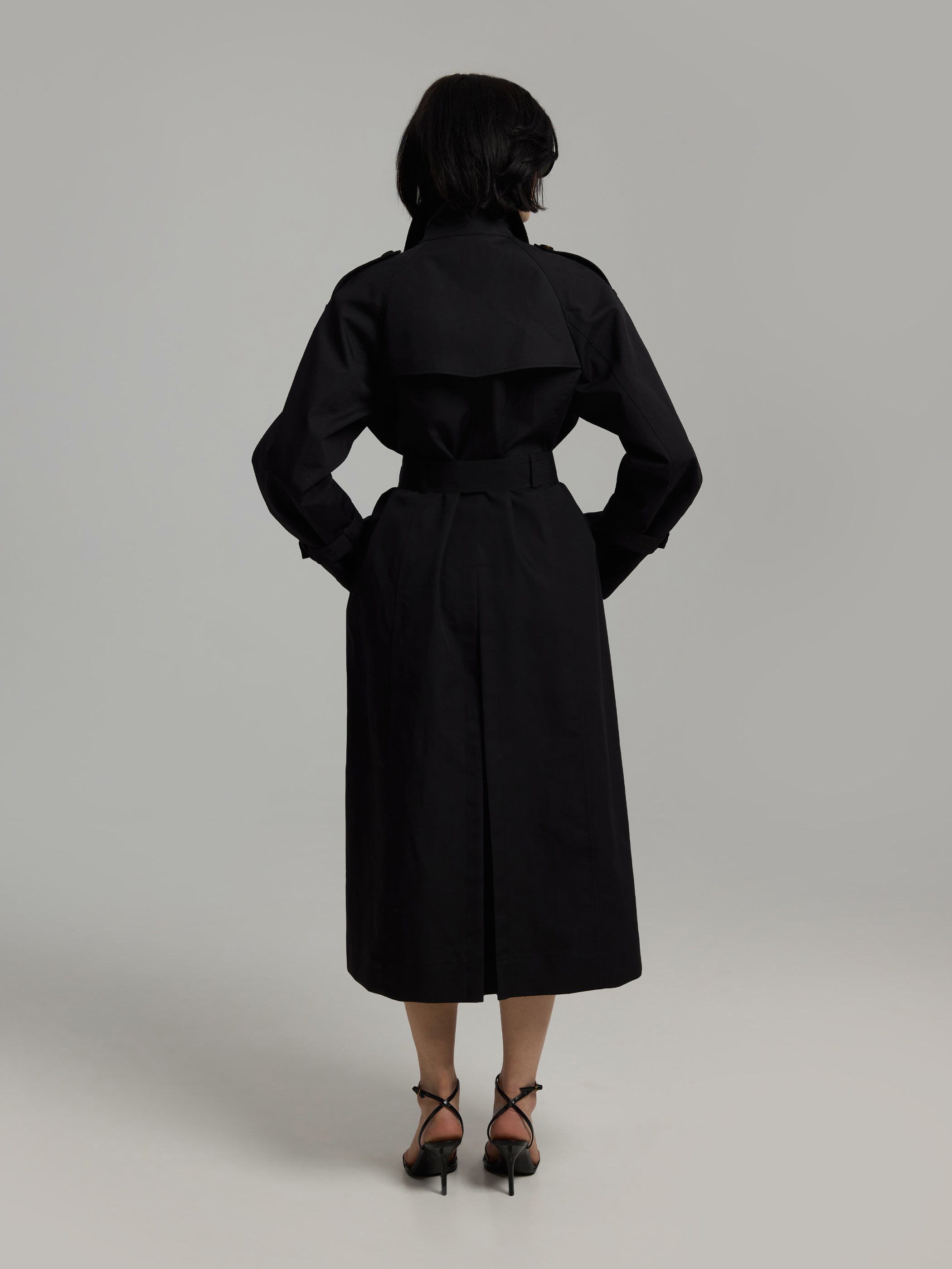 Water-resistant Black Trench Coat – Andiata