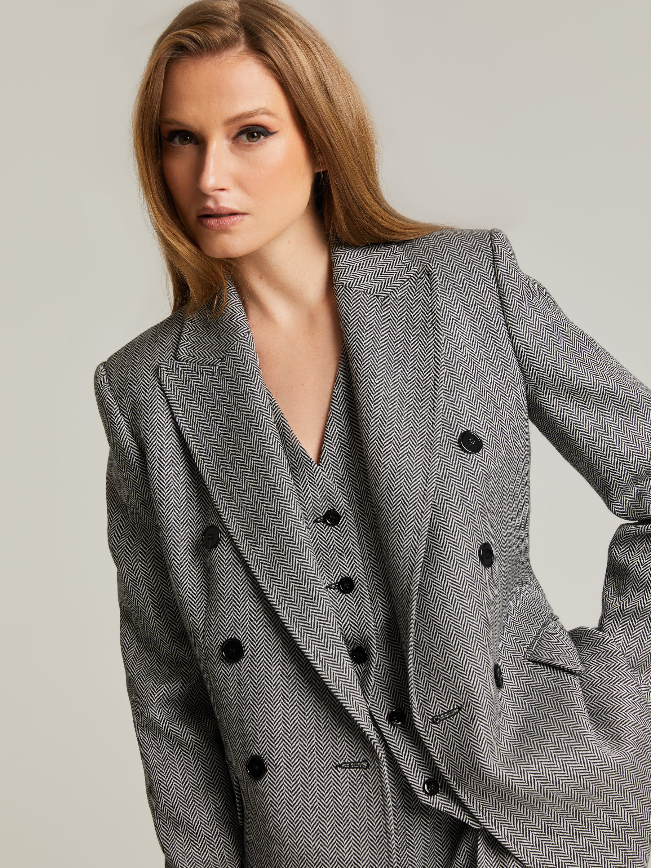 Traci W Blazer